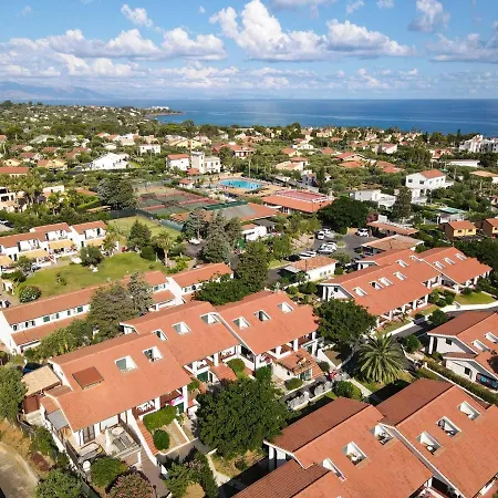 - Sporting Club Hotel 3*