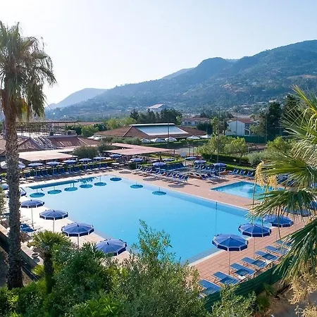 - Sporting Club Hotel