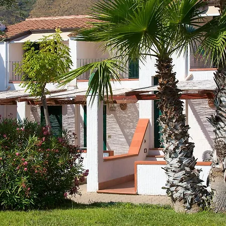 - Sporting Club 3* Cefalú