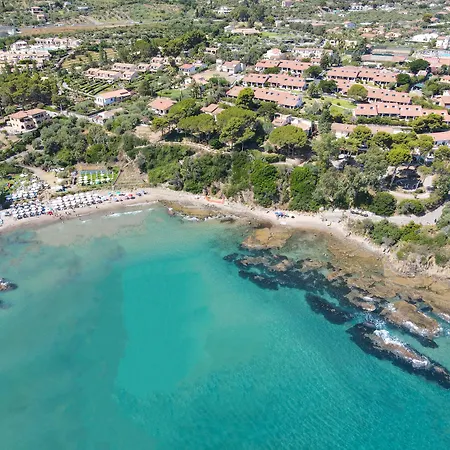 - Sporting Club Hotel