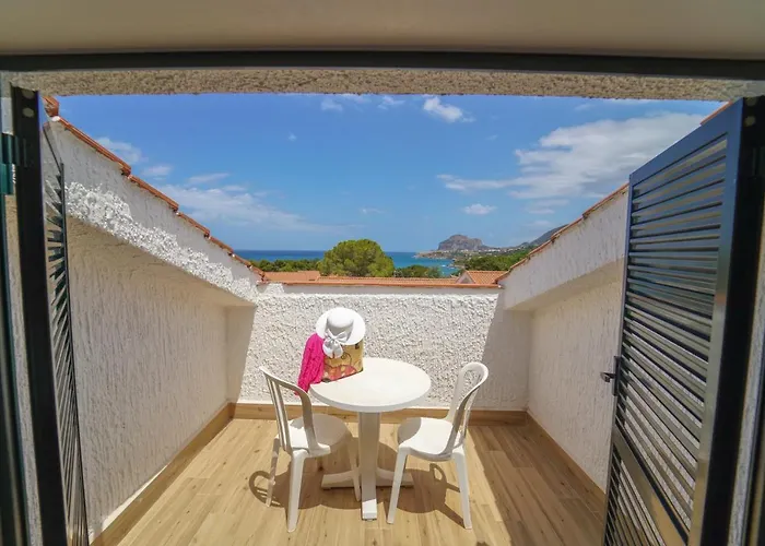 - Sporting Club تْشيفالو