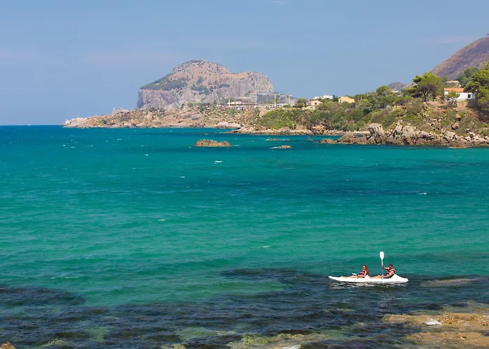 - Sporting Club فندق 3*