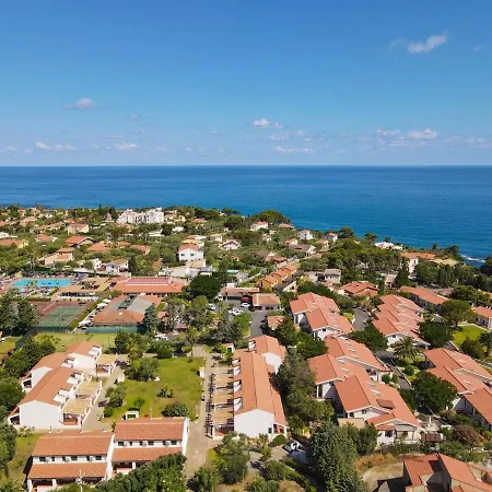 - Sporting Club Hotel Cefalù