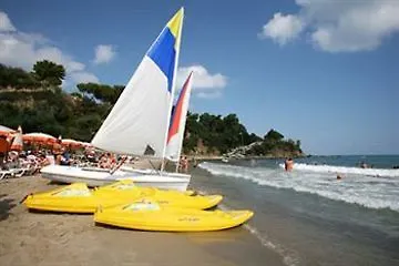 - Sporting Club Hotel