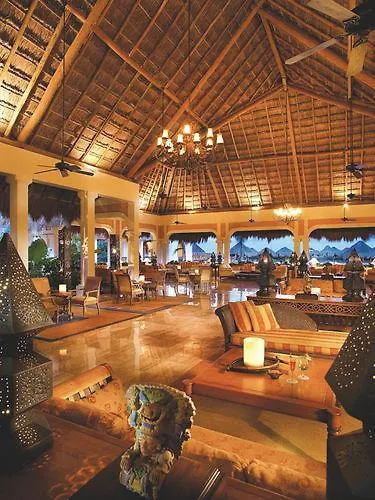 Ξενοδοχείο - Sporting Club 3*