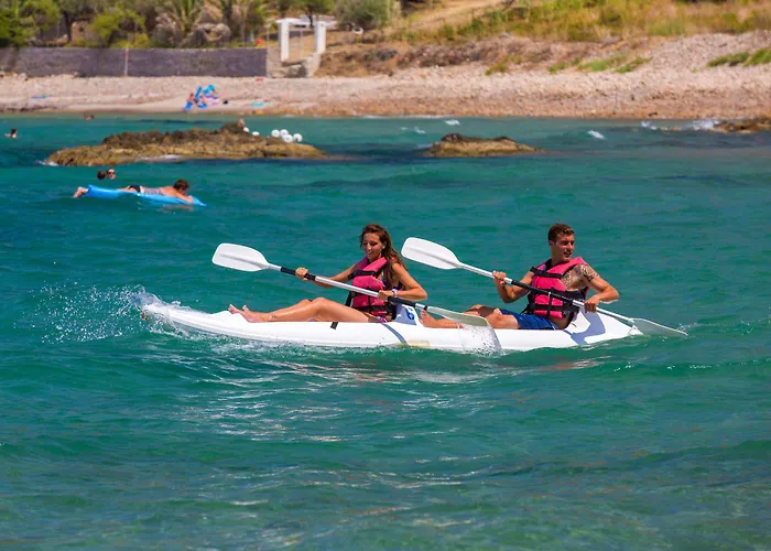 - Sporting Club Ξενοδοχείο